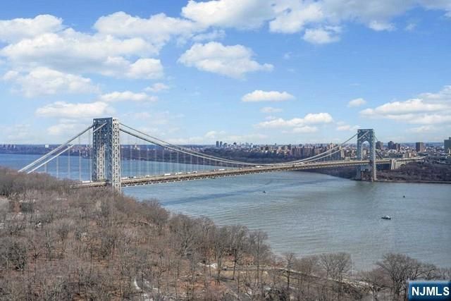 100 Old Palisade 3101, Fort Lee, NJ 07024
