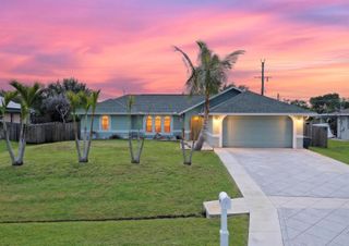 3005 SE Wake Road, Port St. Lucie, FL 34984