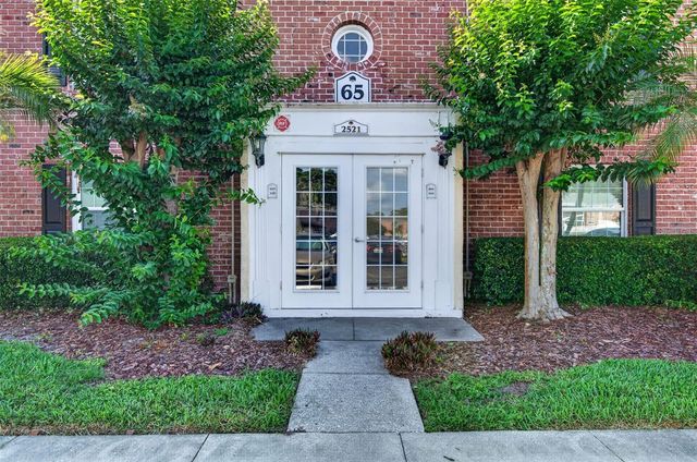 2521 CEDAR CYPRESS COURT 101, Tampa, FL 33618