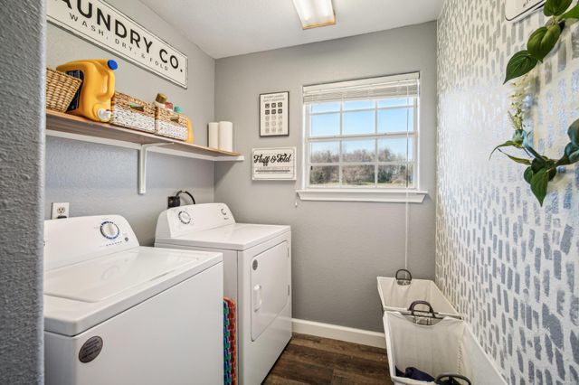 107 Hawea LN, Bastrop, TX 78602