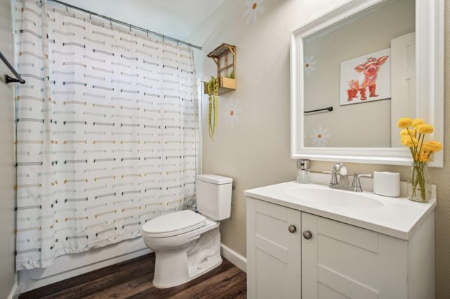 107 Hawea LN, Bastrop, TX 78602