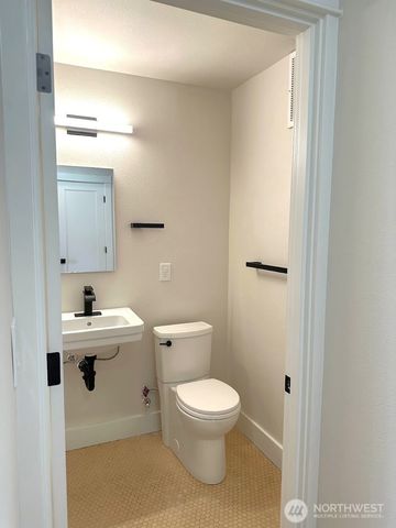 16 Valley Street, Seattle, WA 98109