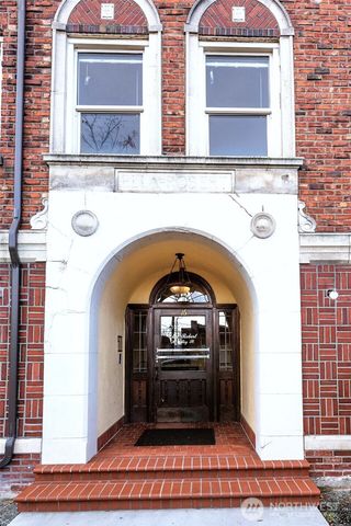 16 Valley Street, Seattle, WA 98109