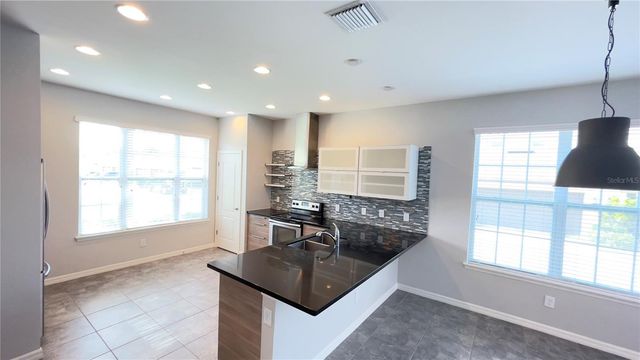 7255 SHADEVIEW ALLEY, Windermere, FL 34786