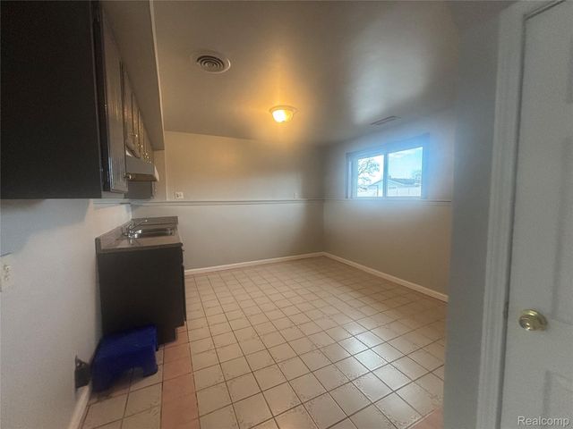 423 SHOTKA Street, Westland, MI 48186