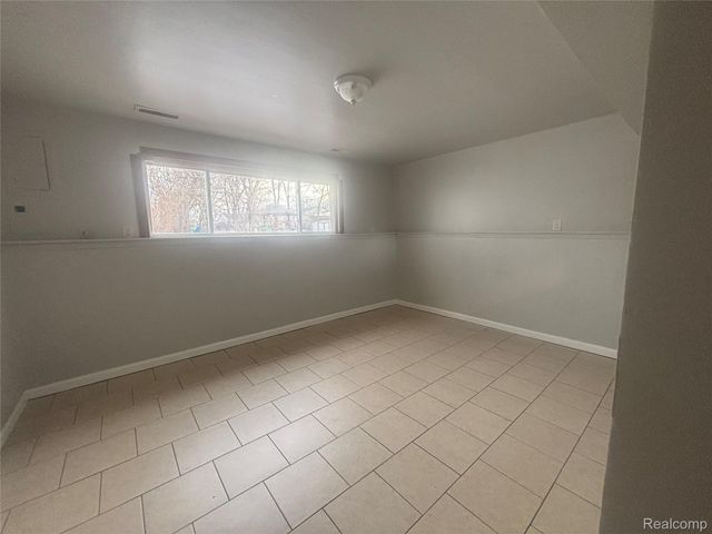 423 SHOTKA Street, Westland, MI 48186