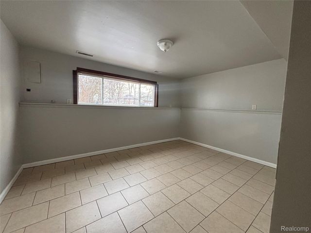 423 SHOTKA Street, Westland, MI 48186