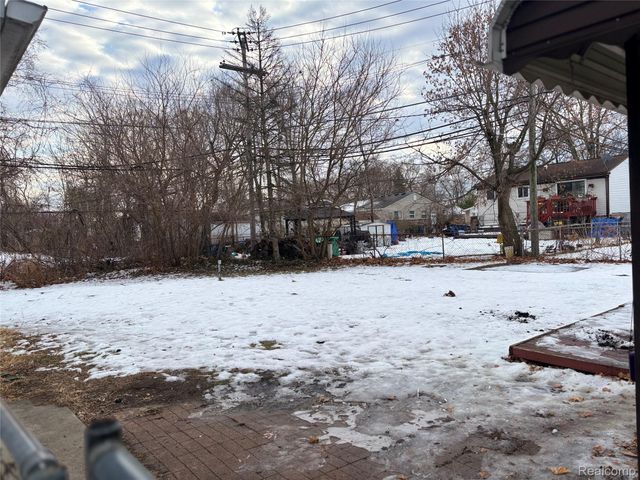 423 SHOTKA Street, Westland, MI 48186