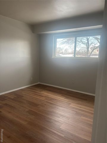 423 SHOTKA Street, Westland, MI 48186