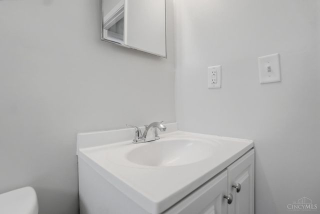 3013 Niagara Street, Cincinnati, OH 45251