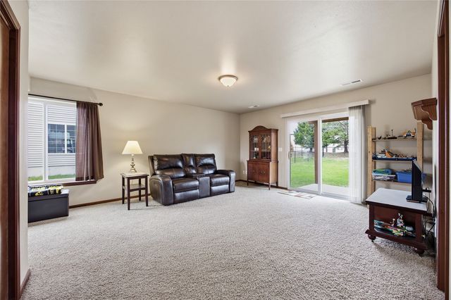 1072 Patton Lane, North Liberty, IA 52317