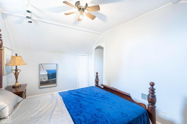 1205 Golf Course, Jonesboro, AR 72404