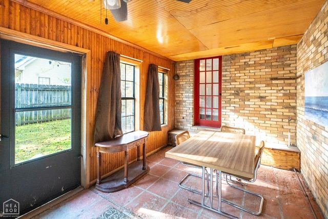 1205 Golf Course, Jonesboro, AR 72404