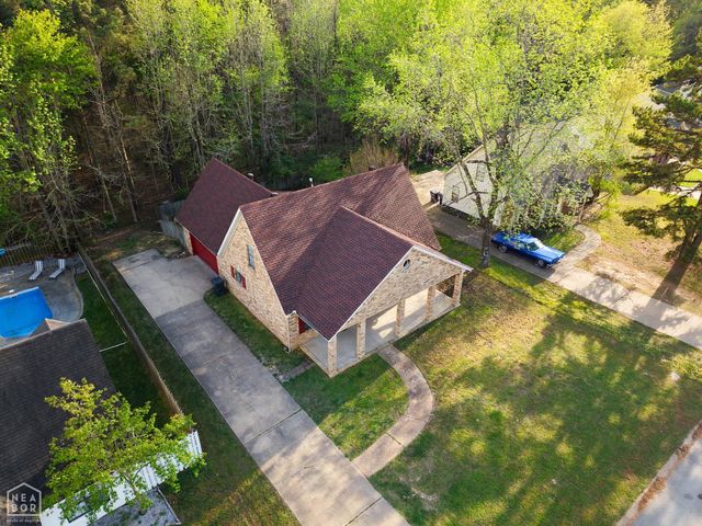 1205 Golf Course, Jonesboro, AR 72404