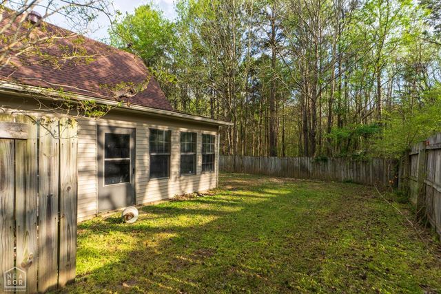 1205 Golf Course, Jonesboro, AR 72404