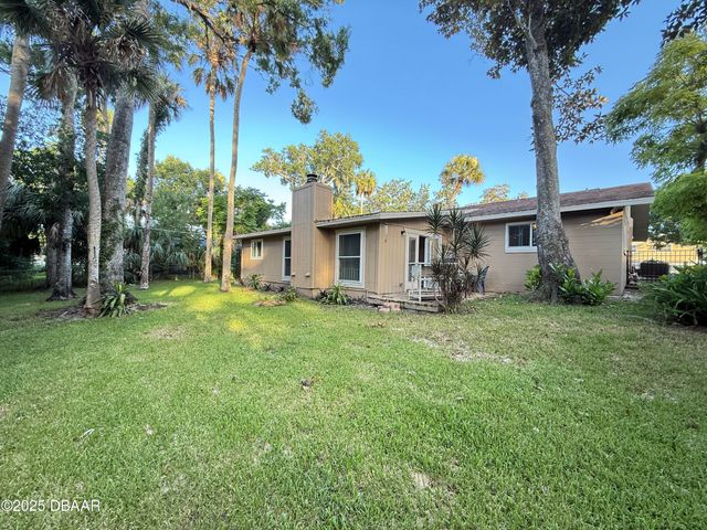 105 Wimbledon Court, Port Orange, FL 32127