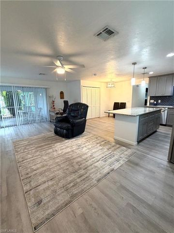 3032 SE Santa Barbara PL 2, Cape Coral, FL 33904