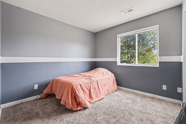 14627 Ivorystone Drive, Cedar Springs, MI 49319