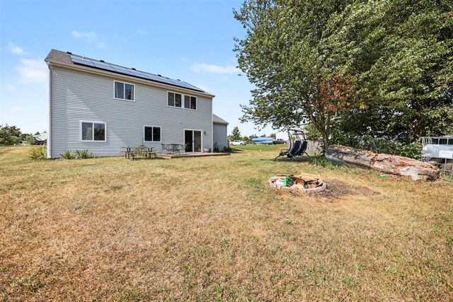 14627 Ivorystone Drive, Cedar Springs, MI 49319