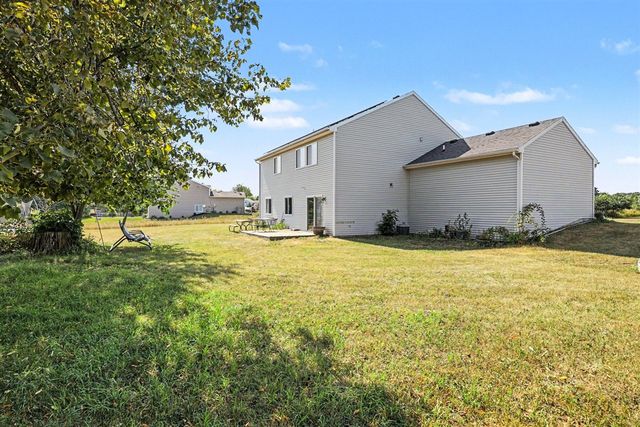 14627 Ivorystone Drive, Cedar Springs, MI 49319