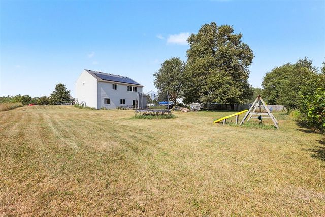 14627 Ivorystone Drive, Cedar Springs, MI 49319