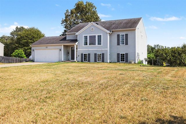 14627 Ivorystone Drive, Cedar Springs, MI 49319