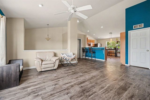 14627 Ivorystone Drive, Cedar Springs, MI 49319