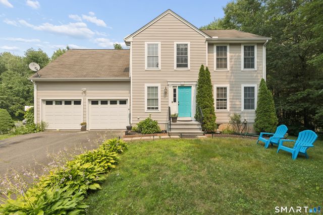 32 Fairfield Lane, Bloomfield, CT 06002