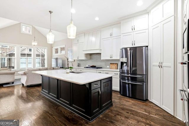 1120 Cordia Avenue NW, Atlanta, GA 30318