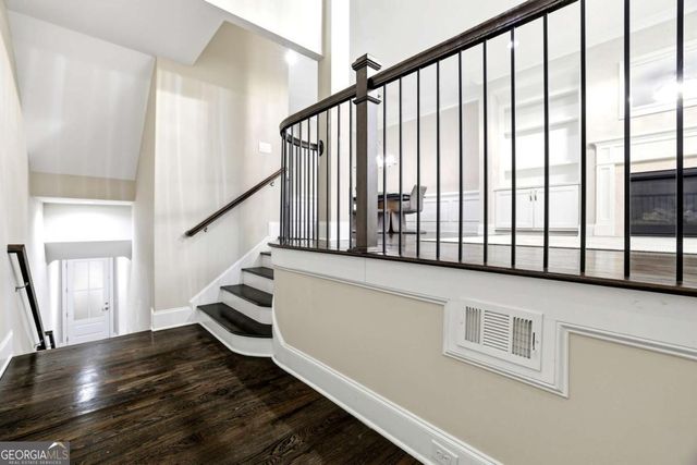 1120 Cordia Avenue NW, Atlanta, GA 30318