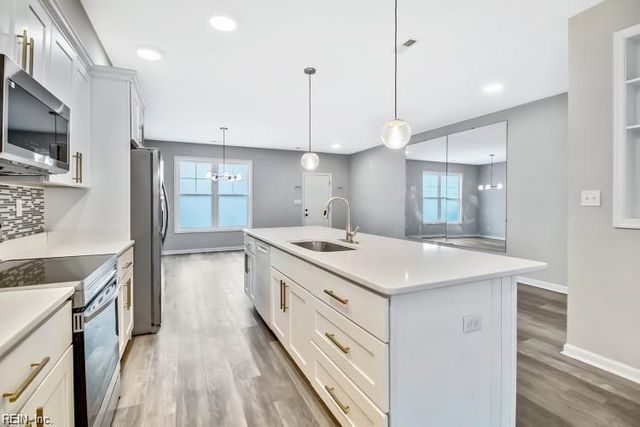 8210 Tidewater DR, Norfolk, VA 23505