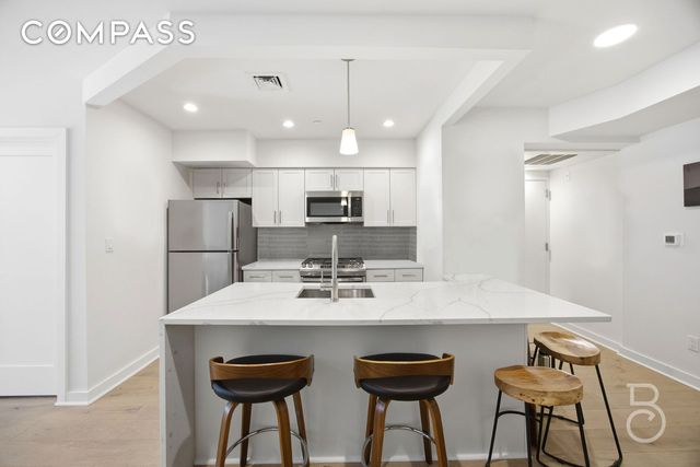 2323 30th Rd Apt 3A, New York City, NY 11102