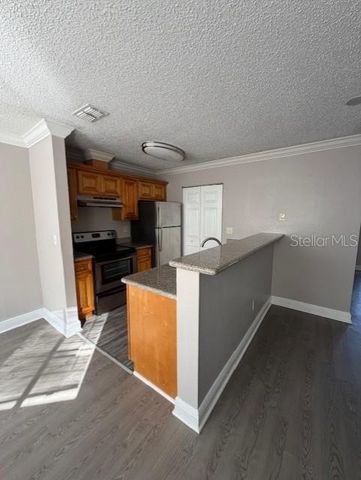 7298 ULMERTON RD 611, Largo, FL 33771