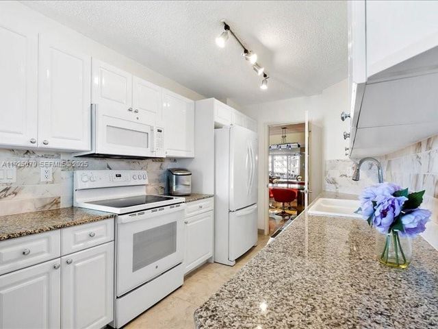 16711 Collins Ave 1604, Sunny Isles Beach, FL 33160