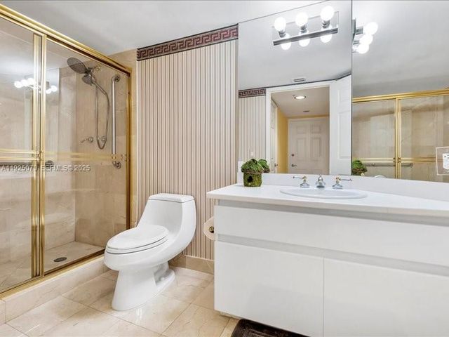 16711 Collins Ave 1604, Sunny Isles Beach, FL 33160