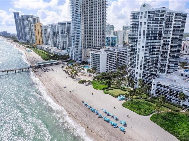16711 Collins Ave 1604, Sunny Isles Beach, FL 33160