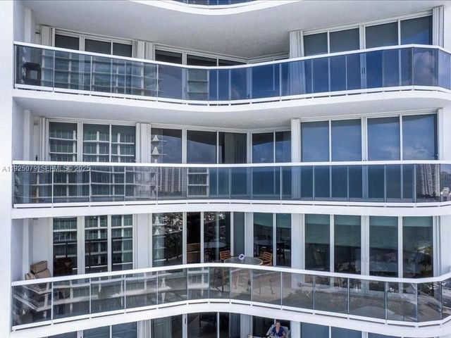 16711 Collins Ave 1604, Sunny Isles Beach, FL 33160