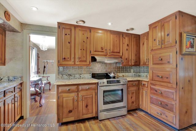 130 North Avenue, Brooksville, FL 34601