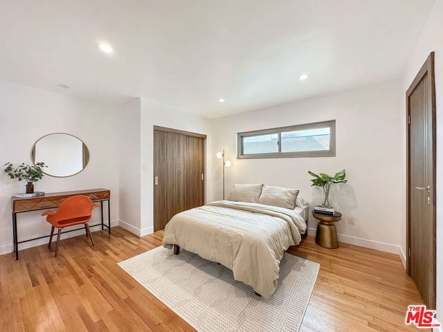 5810 S Halm Avenue, Los Angeles, CA 90056