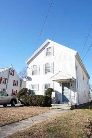 76 4th Avenue 2nd FL, Lowell, MA 01854