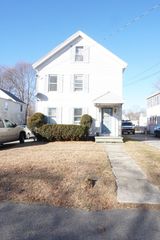 76 4th Avenue 2nd FL, Lowell, MA 01854