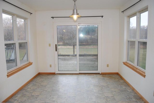 7210 Badger LANE, Allenton, WI 53002