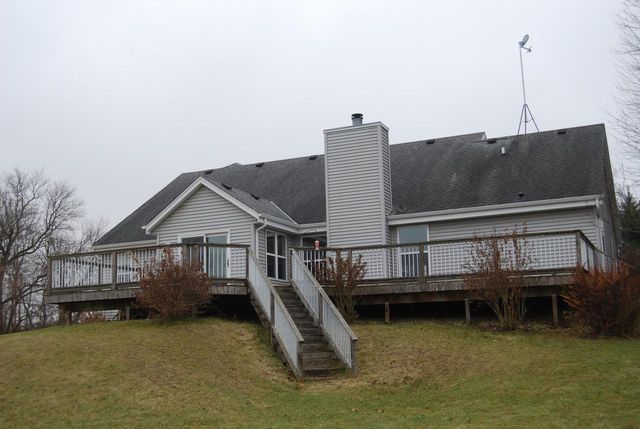 7210 Badger LANE, Allenton, WI 53002