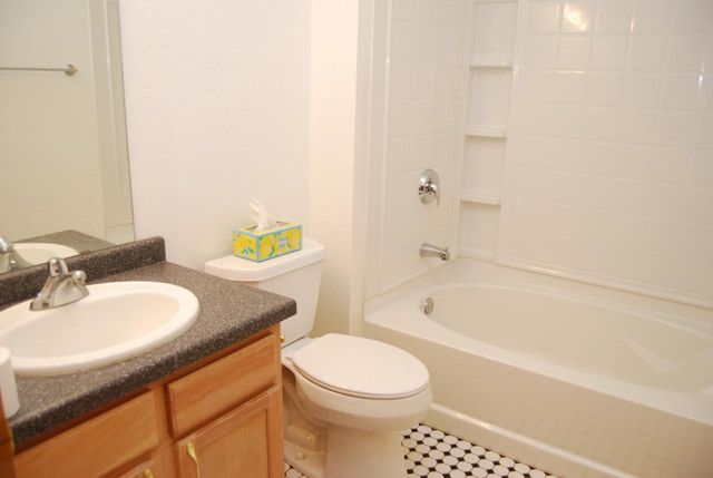 7210 Badger LANE, Allenton, WI 53002