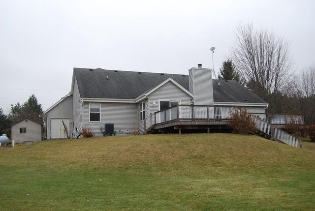 7210 Badger LANE, Allenton, WI 53002