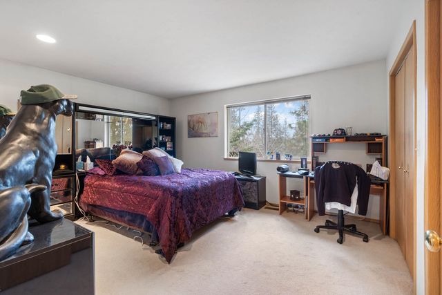 1020 S Westcliff Pl, Spokane, WA 99224