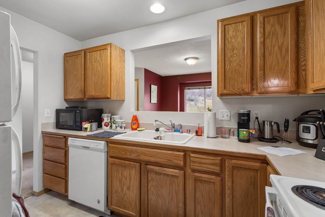 1020 S Westcliff Pl, Spokane, WA 99224