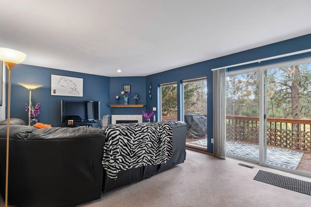 1020 S Westcliff Pl, Spokane, WA 99224