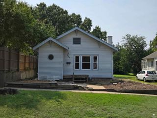 212 NE 9th Street, Abilene, KS 67410