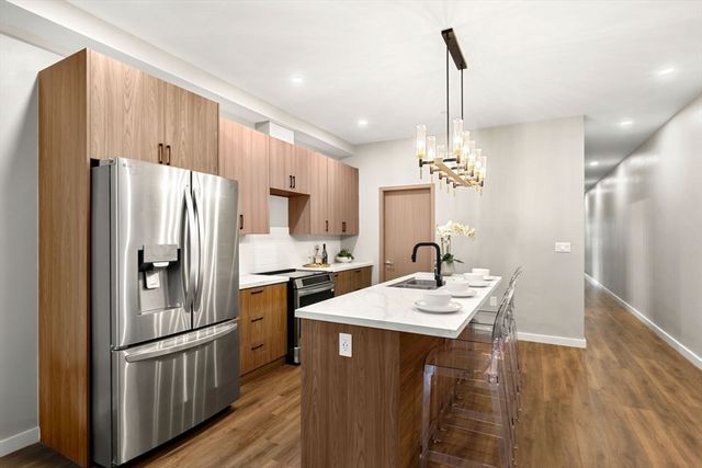 14 Schuyler 2, Boston, MA 02121